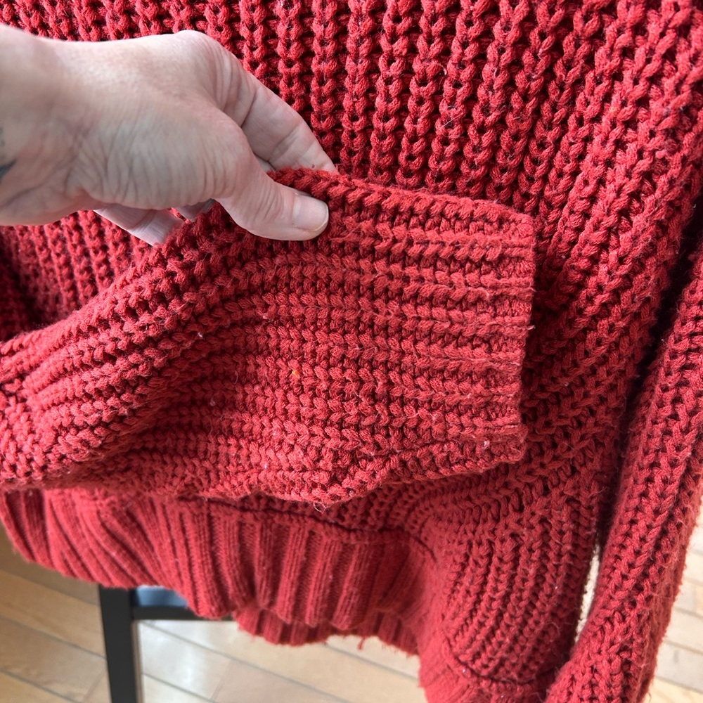 EUC Moon & Madison burnt orange cropped chunky sweater - Picture 5 of 15